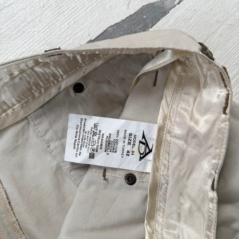 2000s Low Rise Utility Cargo Shorts