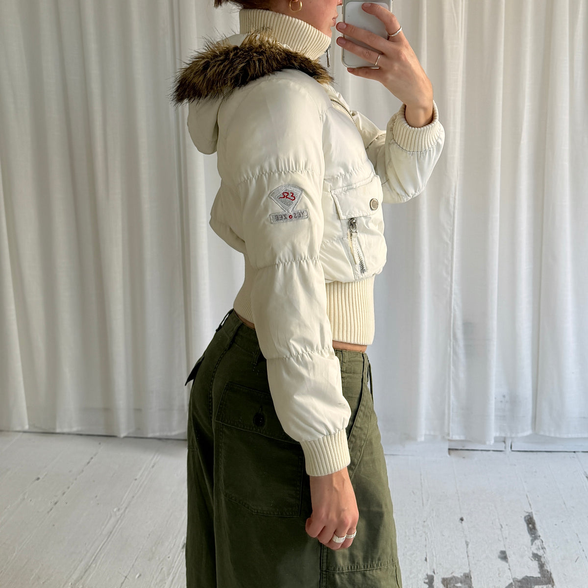 2000s Cream Cropped Puffer Bomber Jacket