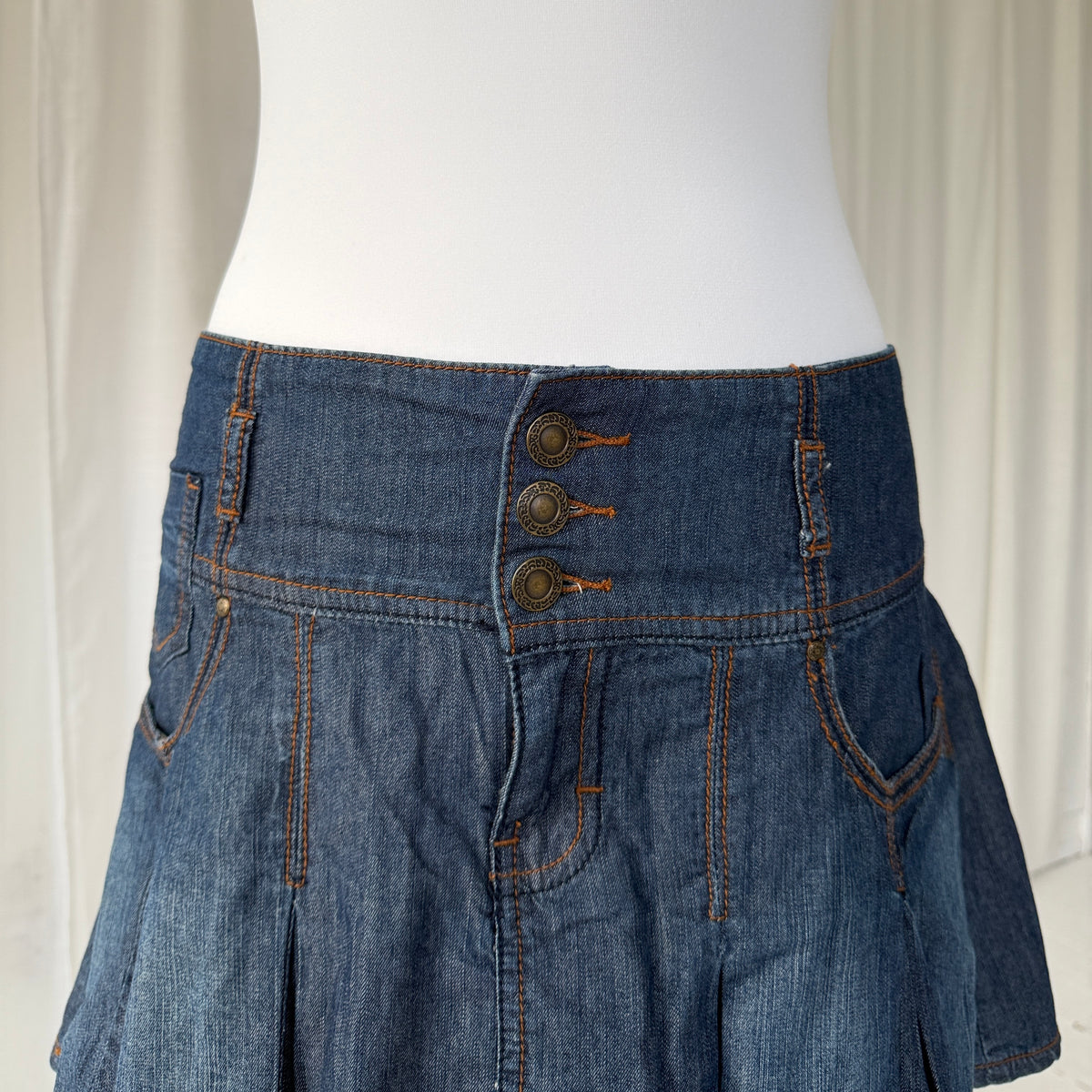 2000’s Pleated Denim Mini Skirt