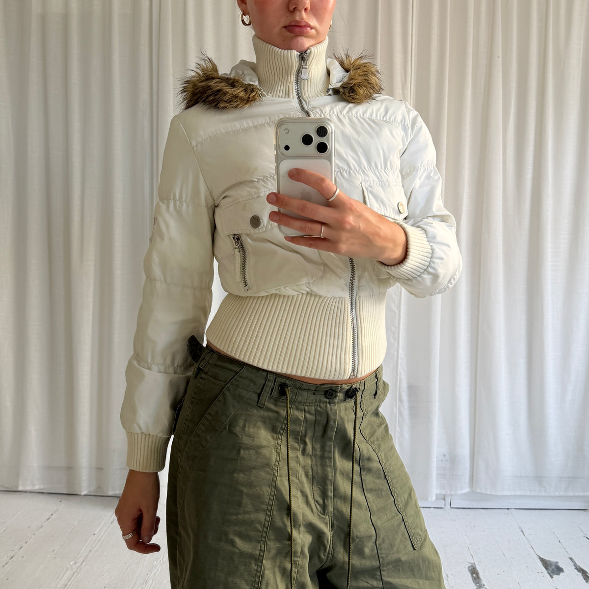 2000s Cream Cropped Puffer Bomber Jacket