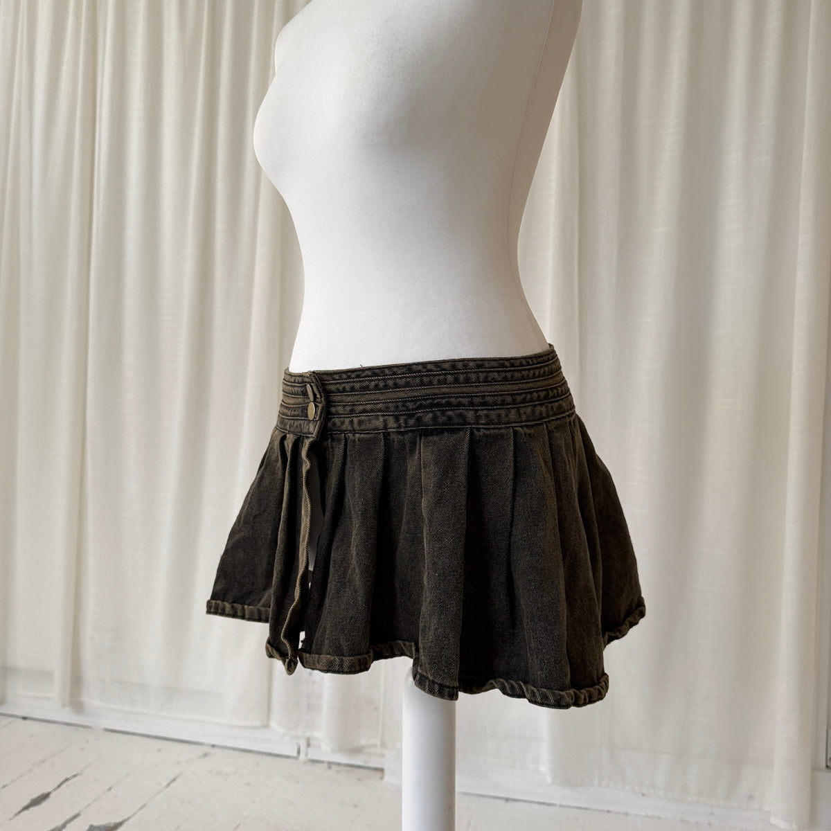 00s Brown Washed Denim Pleated Overskirt