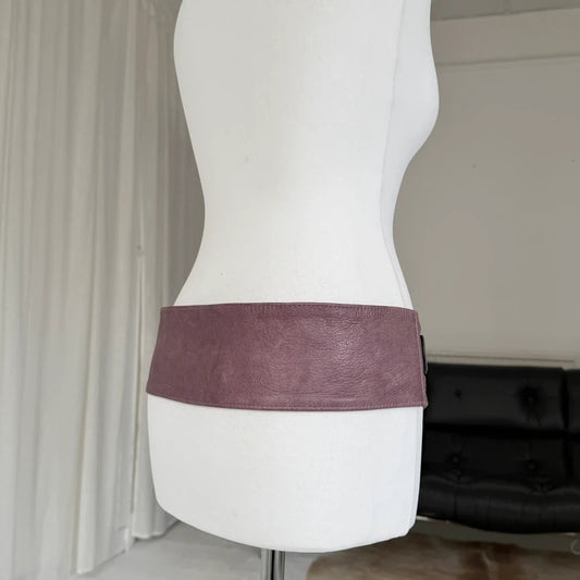 1990s Chunky Wide Leather Belt