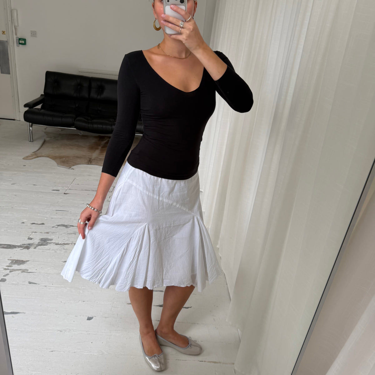 2000s White Cotton Pleated Midi Skirt