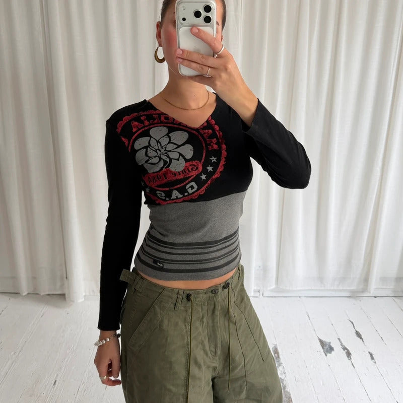 00s Graphic Print Long Sleeve Top