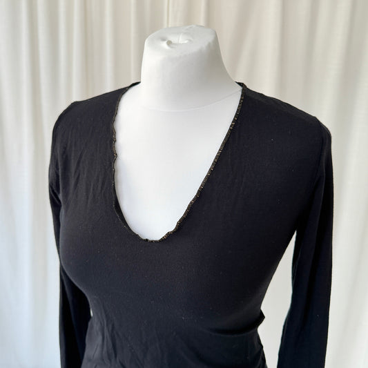 Black Scoop Neck Long Sleeve Top
