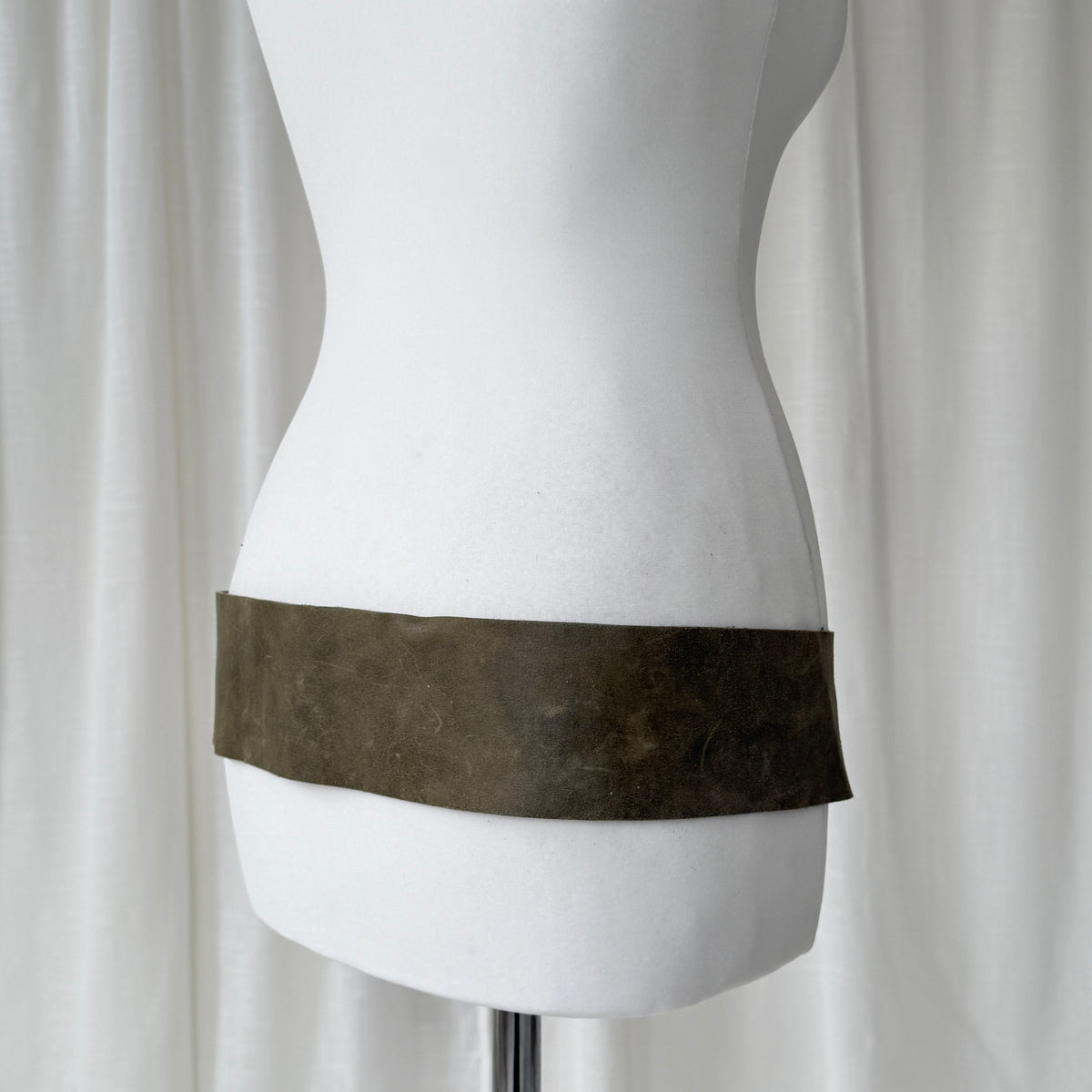 1990s Chunky Khaki Leather Belt
