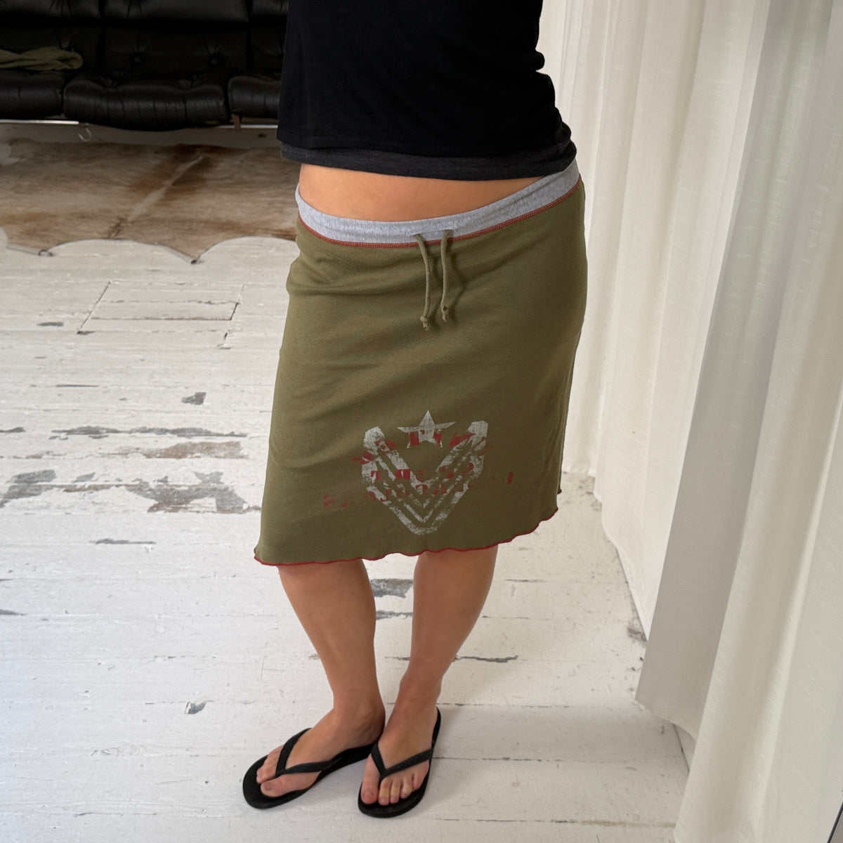 2000s Khaki Green Graphic Jersey Midi Skirt