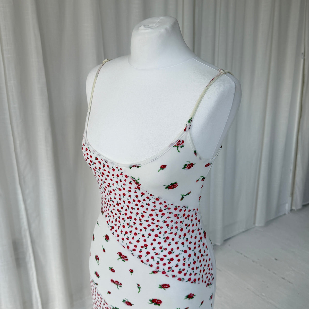 Italian Vintage Floral Mesh Midi Dress