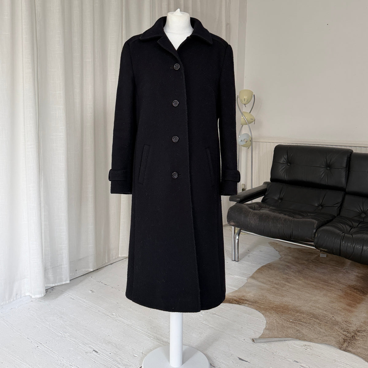 Black Pure New Wool Mid-Length Winter Coat