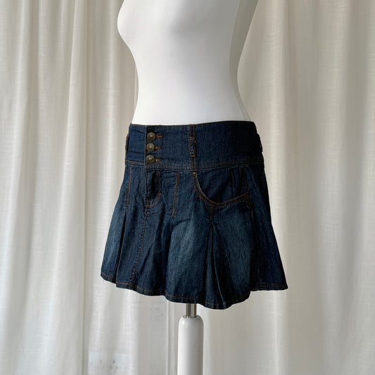 2000’s Pleated Denim Mini Skirt
