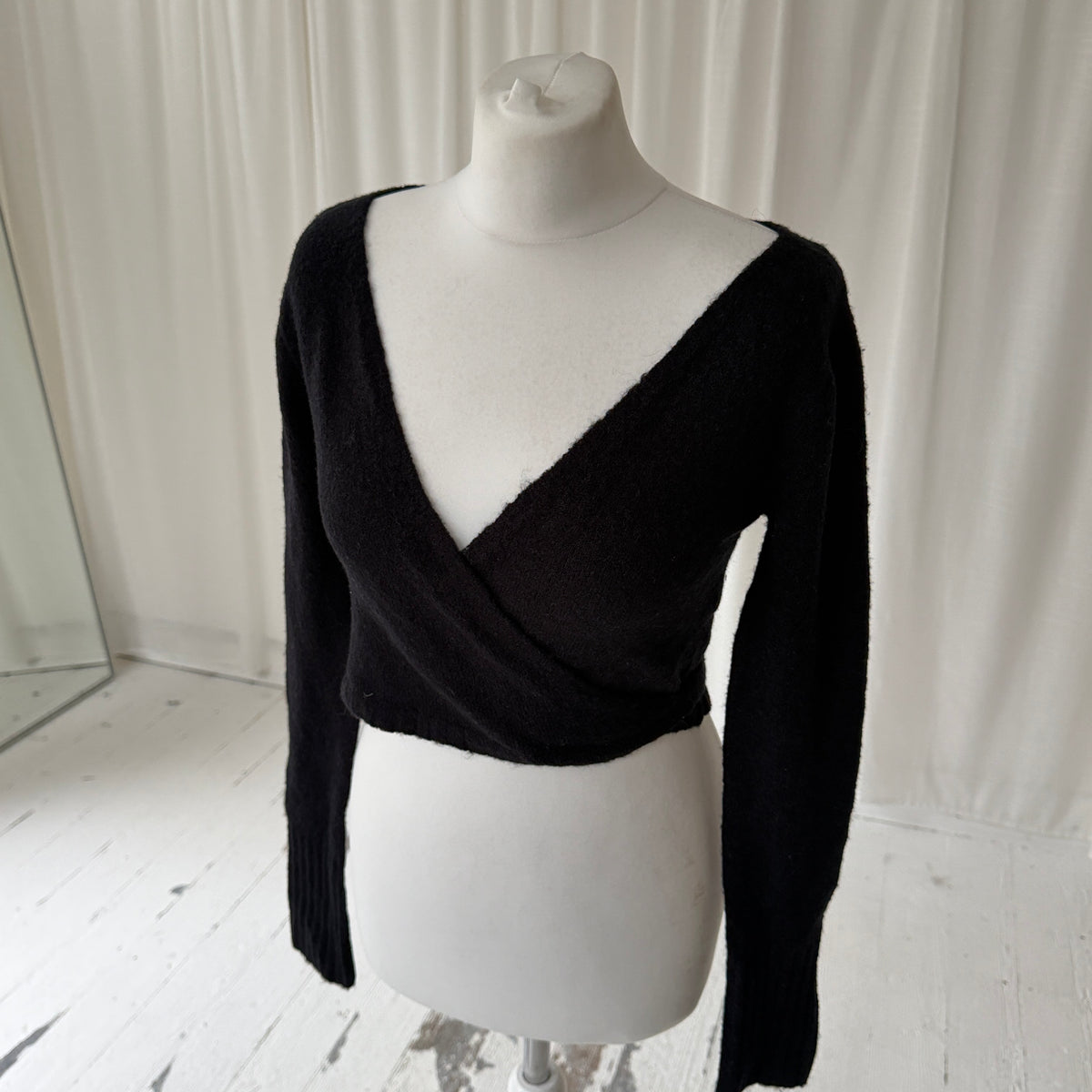 2000s Black Wool Blend Bolero Wrap Cardigan