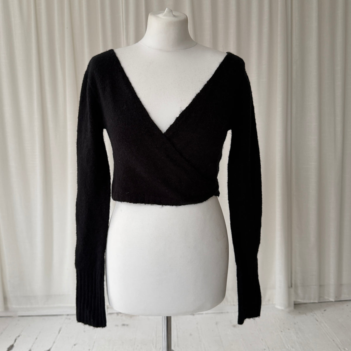 2000s Black Wool Blend Bolero Wrap Cardigan