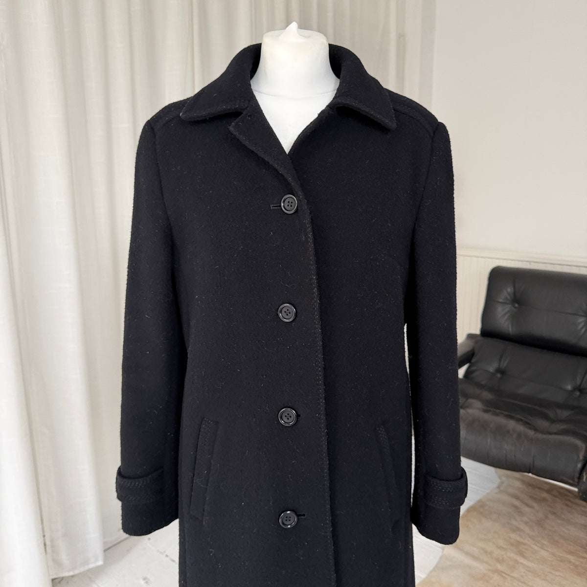 Black Pure New Wool Mid-Length Winter Coat
