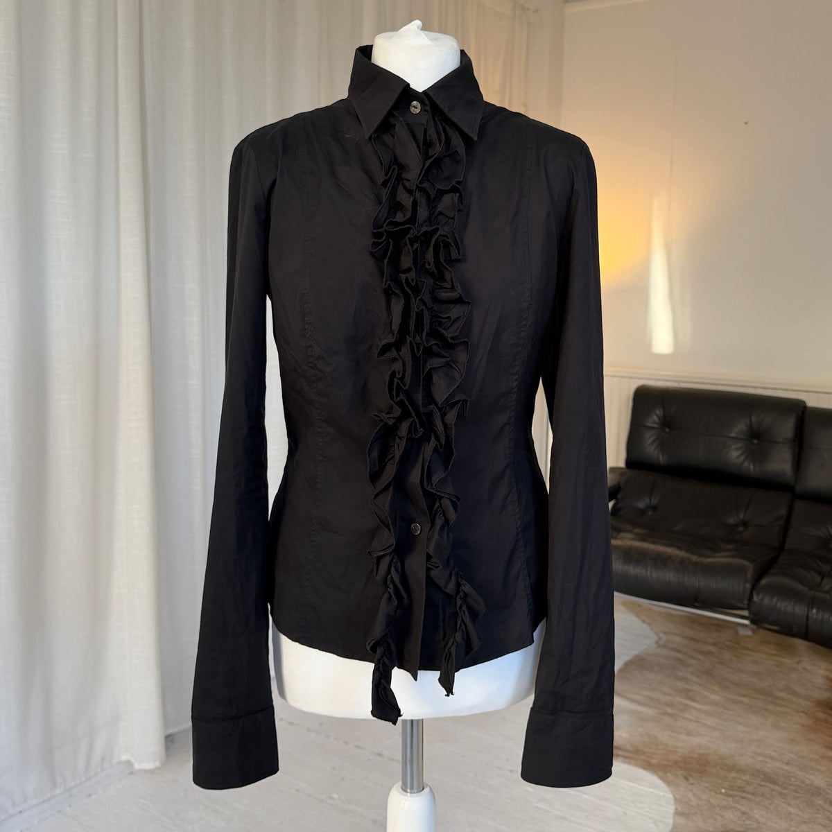 Italian Vintage Black Ruffle Tailored Shirt