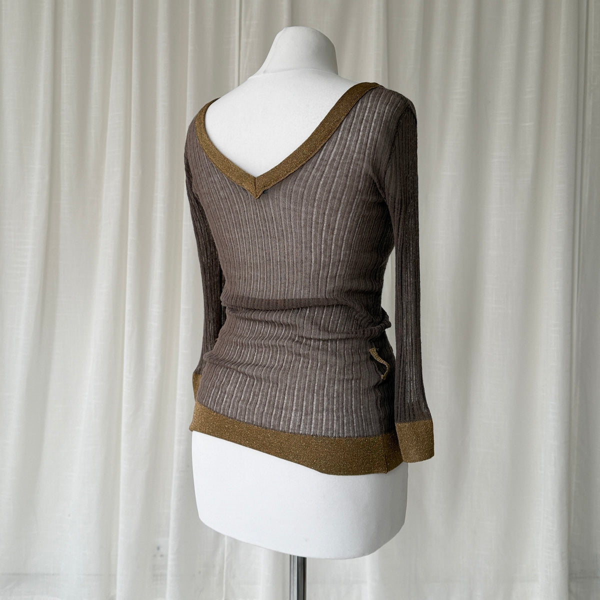 Rinascimento Fine Knit V-Neck Top