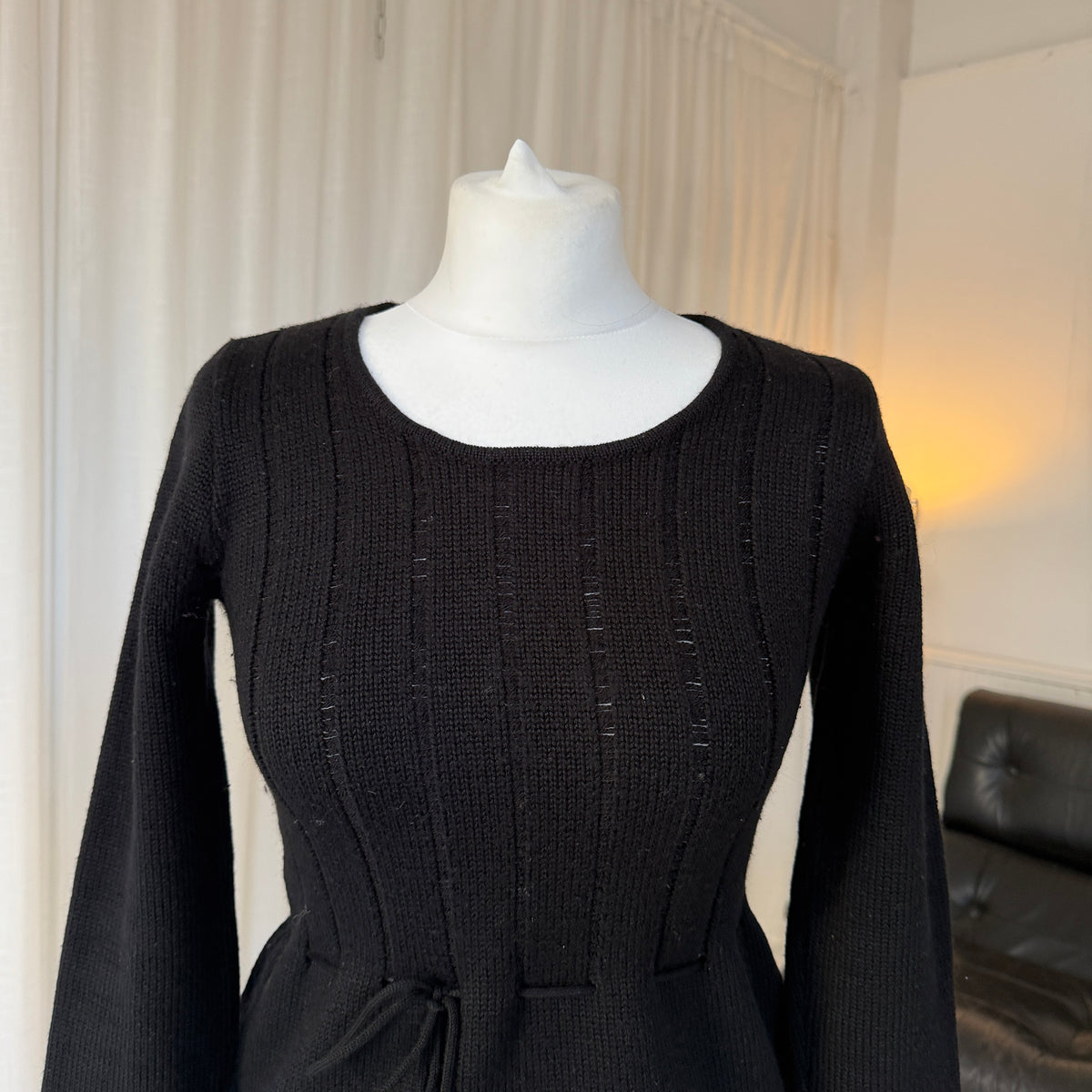 Italian Vintage Black Merino Wool Tie Detail Jumper