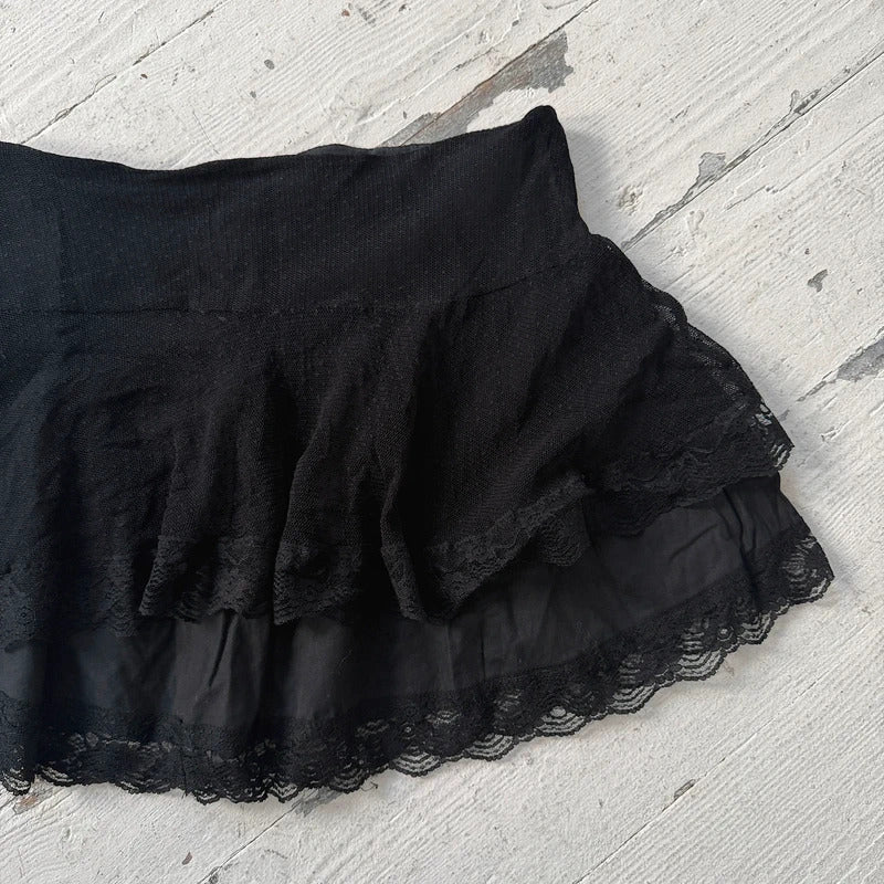 2000s Black Embroidered Lace Sequin Mini Skirt