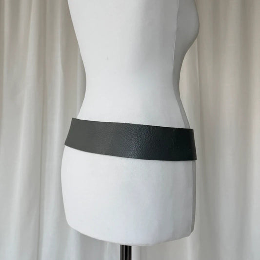 1990's Chunky Wide Leather Belt